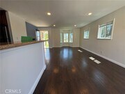 Photo - 1041 W Acacia Ave