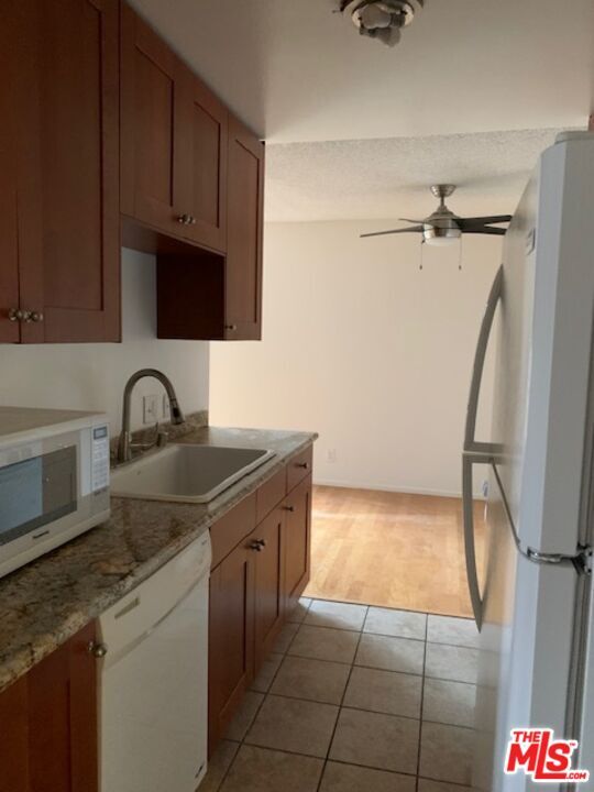 Photo - 922 N Hudson Ave Unit 12