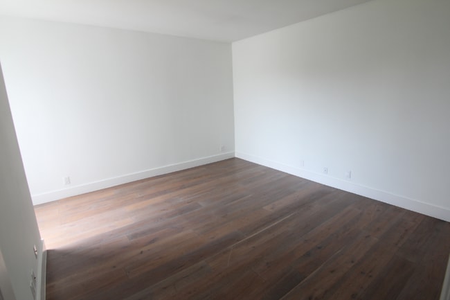 Photo - 884 Palm Ave Unit 303