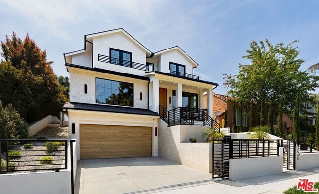 Photo - 2565 Patricia Ave