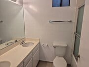 Photo - Dicken's Court Apartments