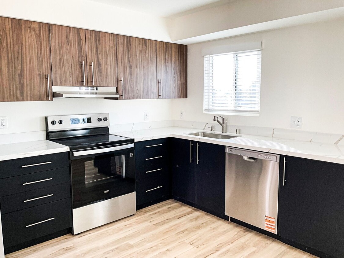 Floor Plan - 2 bed 2 Bath | 856 sq ft