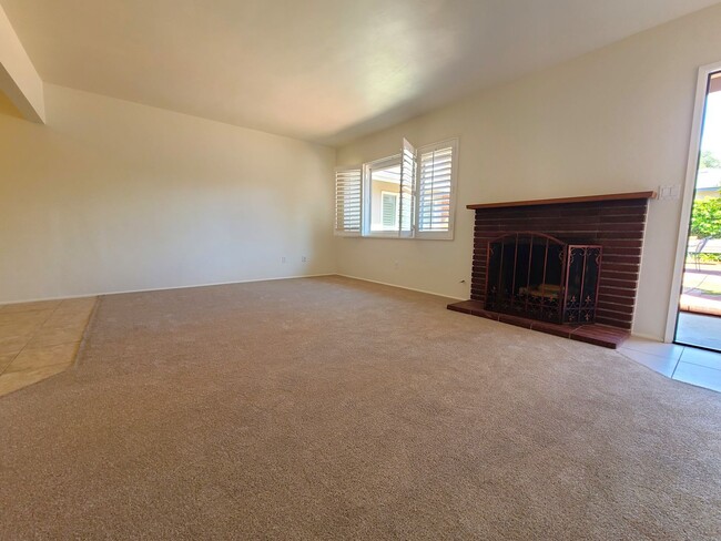 Photo - 613-619 Pine Ave. Unit 617