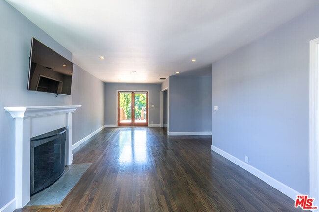 Photo - 1530 S Sierra Bonita Ave