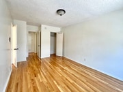 Bedroom - 1342 Yale St Unit B