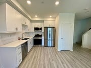 Photo - Like New! 1 Bed, 1.5 Bath Townhouse in Covina