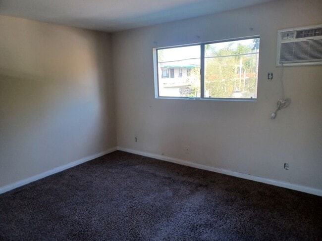 Photo - 1920 Peyton Ave