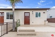 Photo - 6917 Encino Ave House