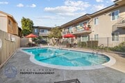 Photo - 1887 Monrovia Apartments