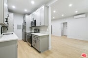 Photo - 7229 Willoughby Ave Unit 15