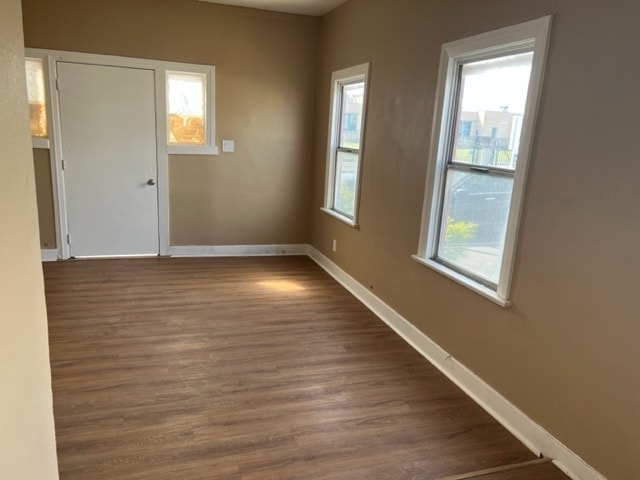 Photo - 2500 N Wilmington Ave