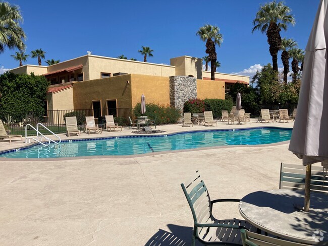 Building Photo - 1407 N Sunrise Way Unit 20 Rental