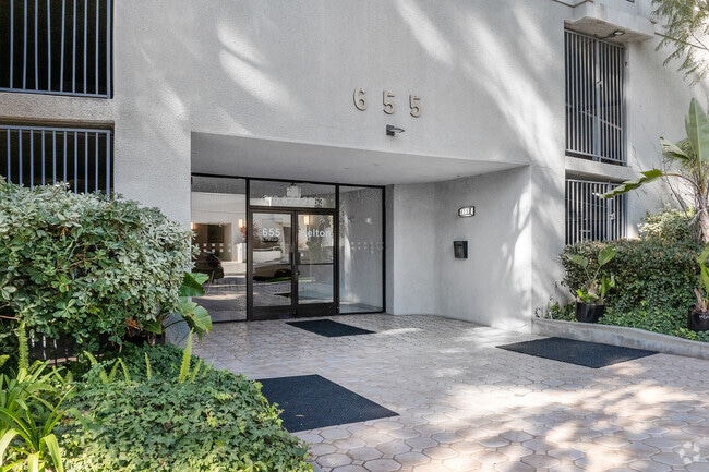 Photo - 655 Kelton Ave