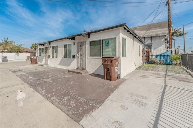 Photo - 123 E Alondra Blvd Townhome