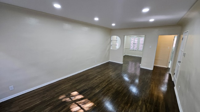 Photo - 120 N Gale Dr Unit 120