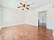 Photo - 2511 Ganahl St House