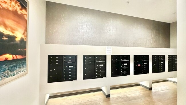 Photo - Brand New High-Rise Condo Unit with Stunni...