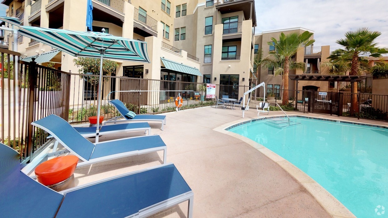 3D Tour - Island View Apartments