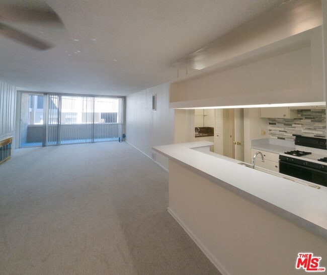 Photo - 6315 Green Valley Cir Unit 210