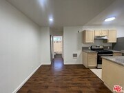 Photo - 1531 N Detroit St Unit 103