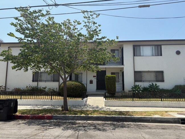 Photo - 350 E Plymouth St Unit 1