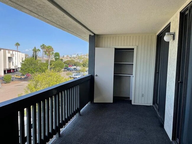 Photo - 3098 Rue D’Orleans Unit 325
