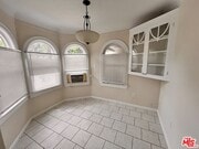Photo - 496 E 52nd St