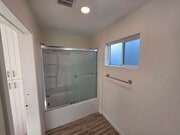 Photo - 524 W Greenwood Ave Unit 4