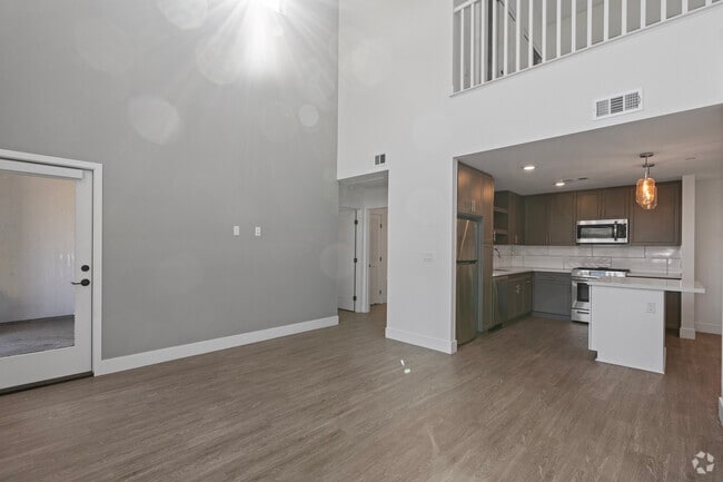 1BR, 1BA - 943SF - Cierra Apartment Homes