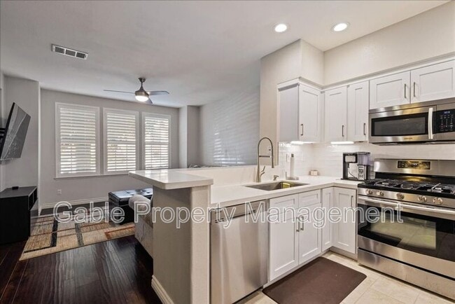 Photo - 24136 Victoria Ln