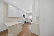 Photo - 10843 Cantara St