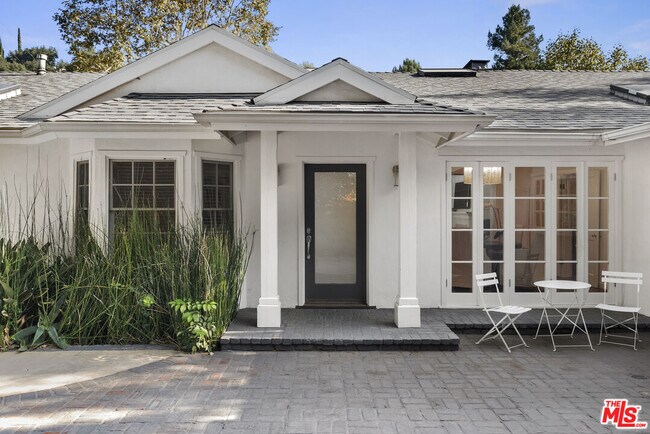 Photo - 2761 Hutton Dr