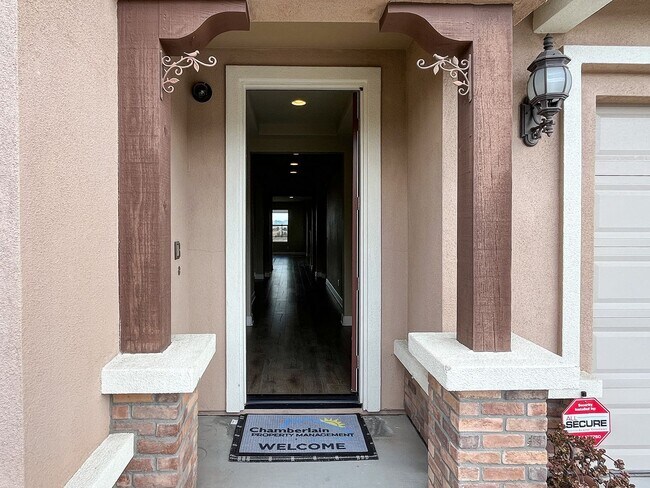 Photo - 5bd/3ba, 3969 sq ft Home in Gated Community in Vista!