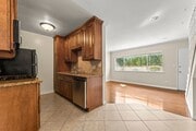 Photo - 1015 Ashland Ave Apartment