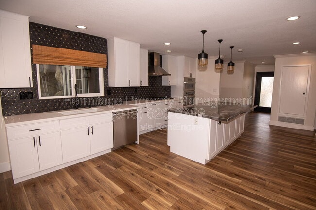 Photo - 1226 E Ensign Cir