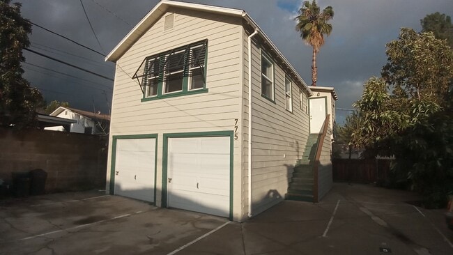 Building Photo - 775 Elmira St Unit 775