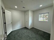Photo - 102 W Alta Green