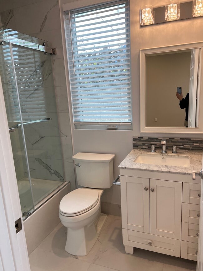 Photo - 15516 Hart St