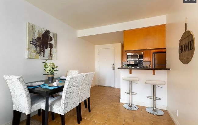 Kitchenette - 5540 Lindo Paseo Unit 16