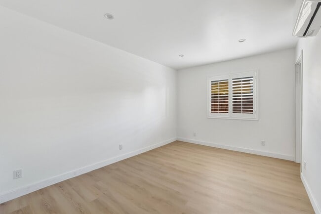 Photo - 13054 Terra Bella St