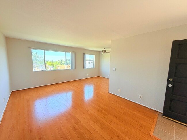 Photo - 700 E Cedar Ave Unit 206