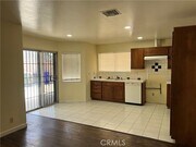 Photo - 924 N Quince Ave House