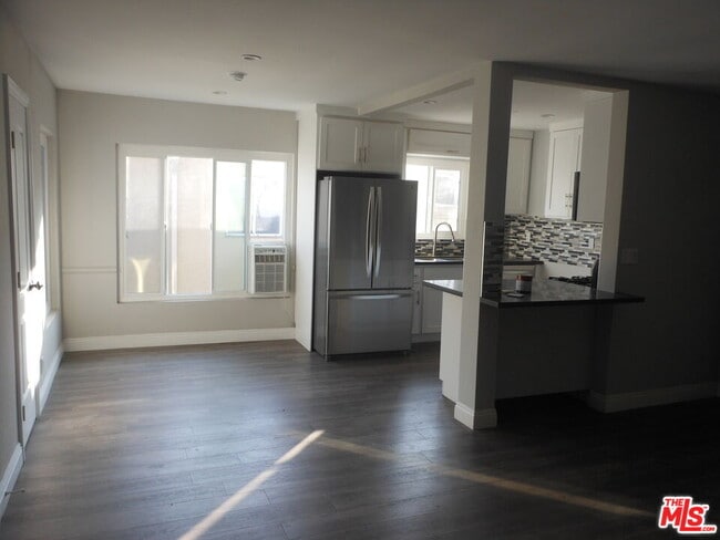 Photo - 213 S Alexandria Ave Unit 10