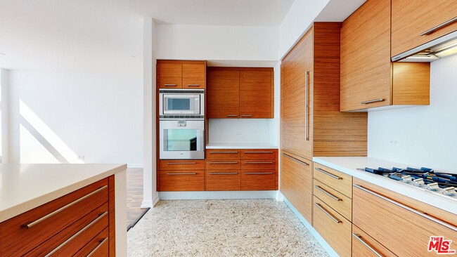 Building Photo - 900 W Olympic Blvd Unit 30D