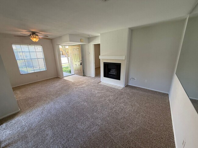 Photo - 1 Bed, 1 Bath Condo - Fireplace + Private ... Unit 155