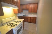 Photo - 1017 W 73rd St
