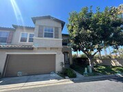 Photo - End unit 4 Bedroom House Available Now in ...