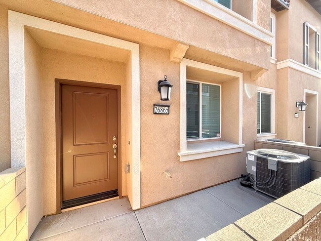 Photo - 26865 Millerton St