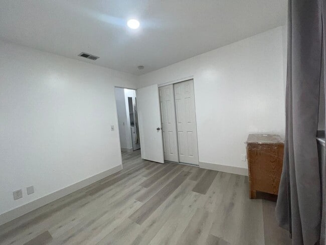 Photo - 9732 Pettswood Dr