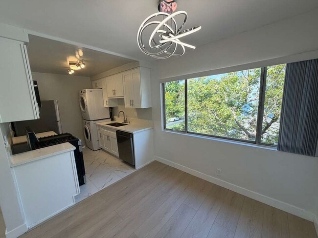 Photo - 7607 Norton Ave Unit Front